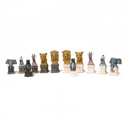 160032 Lion Chess Set